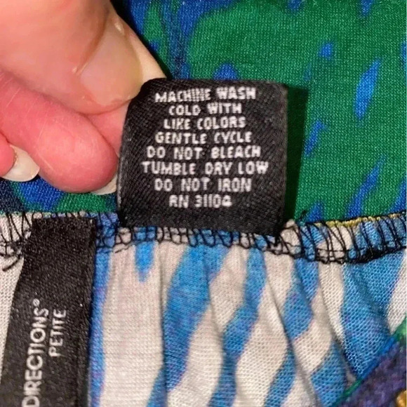 New Directions Multi Color Animal Print CasualTop Size PL - Picture 6 of 8